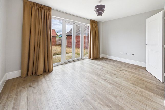 28, Butcher Row, Essex photo 2