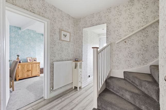3 Yew Tree Bank, Tarporley photo 2
