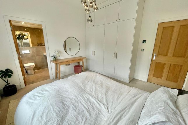 68, Bloomesbury Avenue, Greater Manchester photo 4