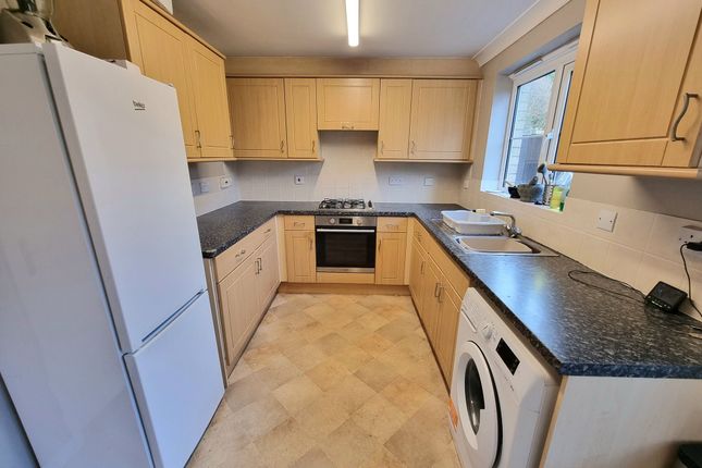 25 Cwm Felin, Bridgend photo 3