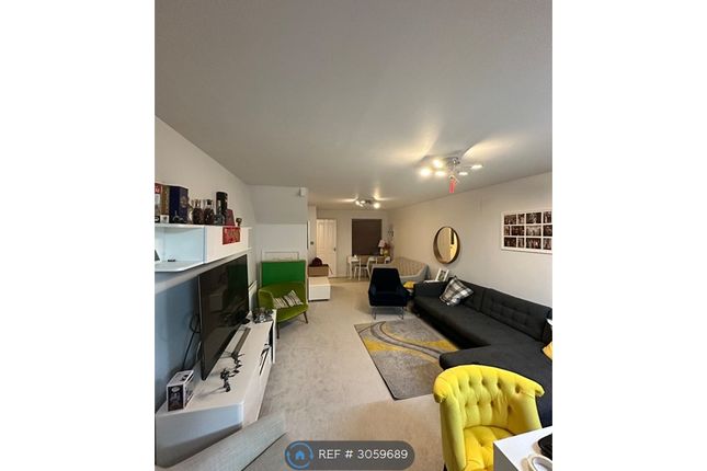Hopwood Close, Watford, Watford photo 2