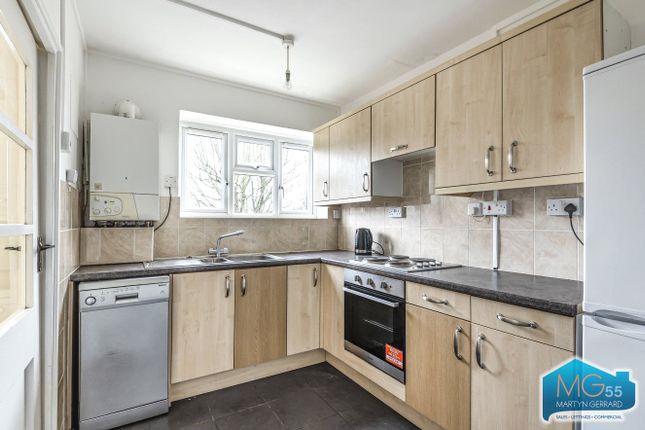 Flat 16 Tivendale,, Brook Road, London photo 2