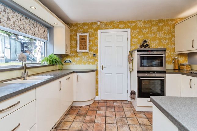 64, Park Road, Staffordshire photo 4