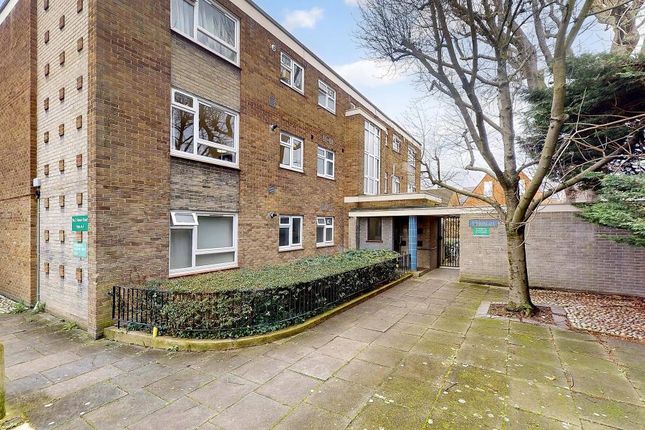 Flat for sale in Atney Road, London