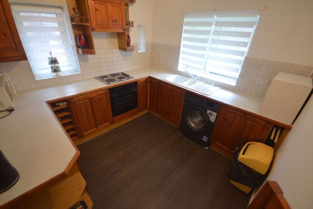 69 Slaidburn Drive, Accrington photo 4