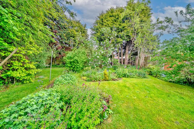25, School Crescent, Cannock photo 4