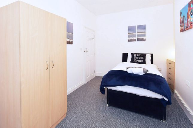Shared accommodation to rent in Hanley Road, Stoke On Trent