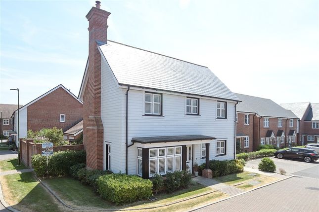 3-bed detached on Huntley Mews Southwater, Horsham, £446,000