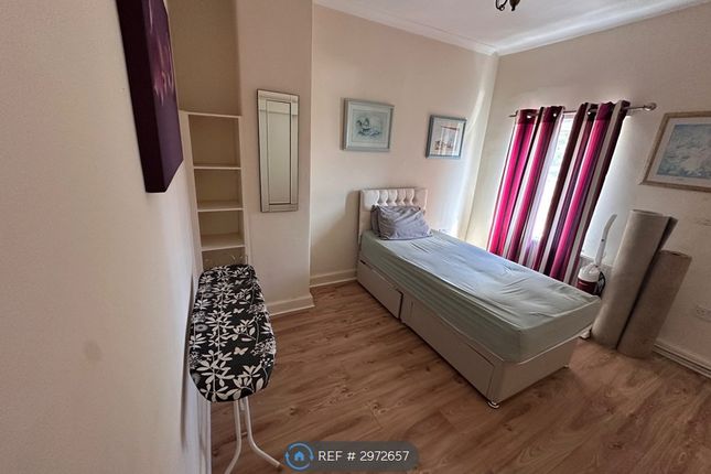 Taylor St, Widnes photo 5