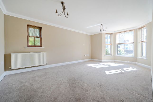 Flat 3, 29, Gratwicke Road, Worthing photo 2