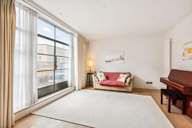 Thumbnail Flat for sale in Raven Wharf Apartments, Lafone Street, London