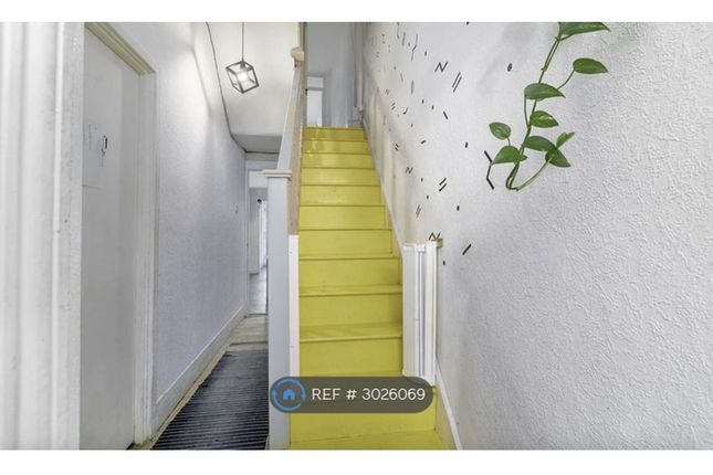 Woodford Road, London photo 5