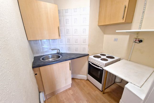11, Flat 3, Lea Road, Stockport photo 5