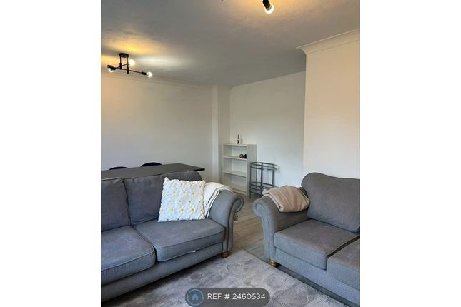 Cleevelands Drive, Cheltenham photo 5