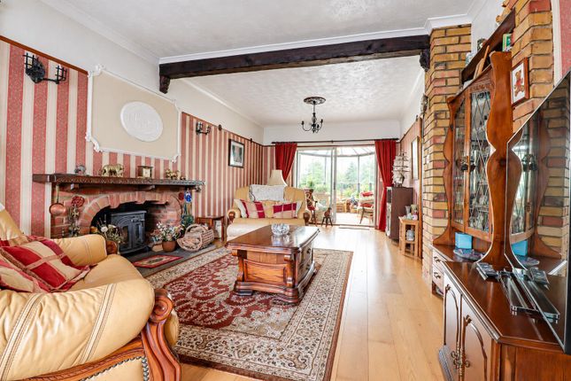 177, Rayleigh Road, Benfleet photo 3