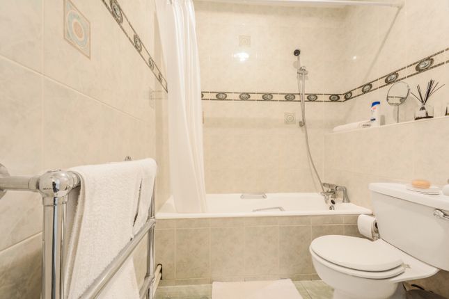 Park Crescent, London photo 3