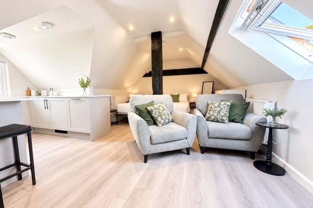 Flat 5, The Old Print House 18B,, Bridge Mews, Godalming photo 4