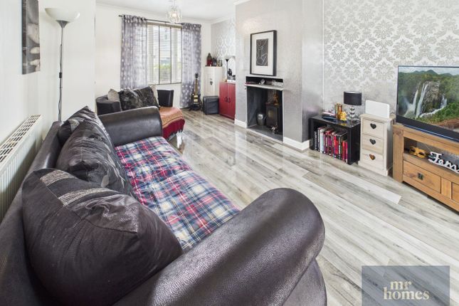 13, Clarke Street, Cardiff photo 5