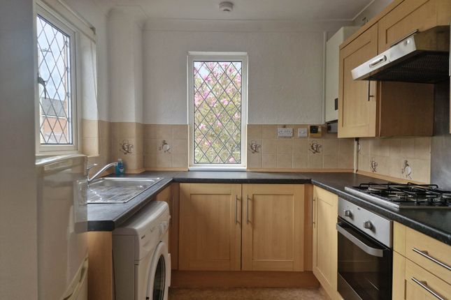 14, Studio Way, Borehamwood photo 4