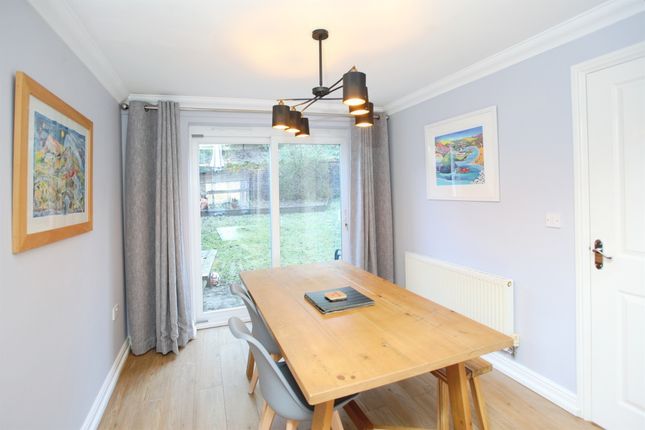 38, Cwm Braenar, Blackwood photo 4