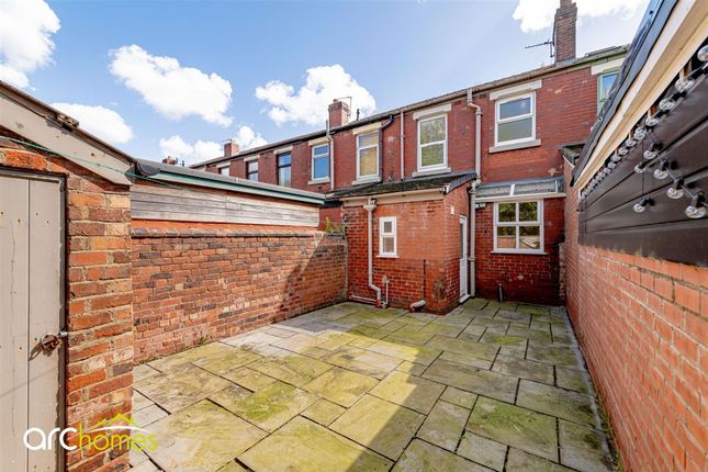 55 Danes Avenue, Wigan photo 4