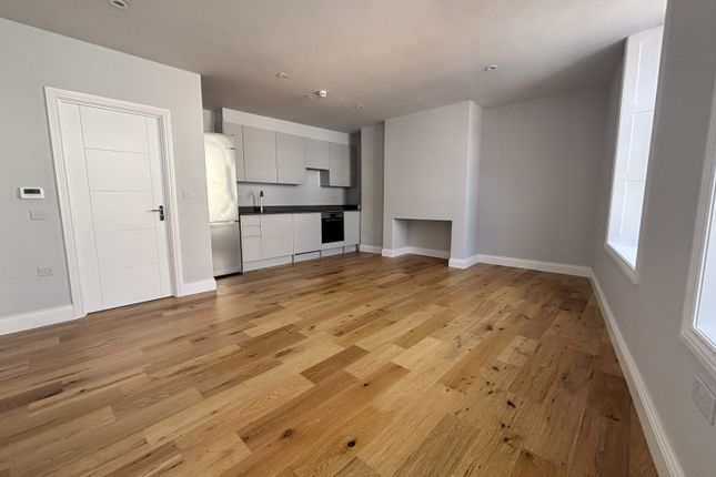 Flat 2, 48 Catherine Street, Salisbury photo 4