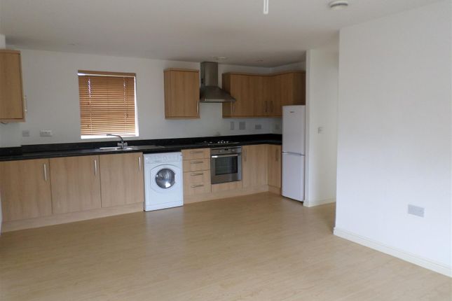Eagle Road, Slough photo 2