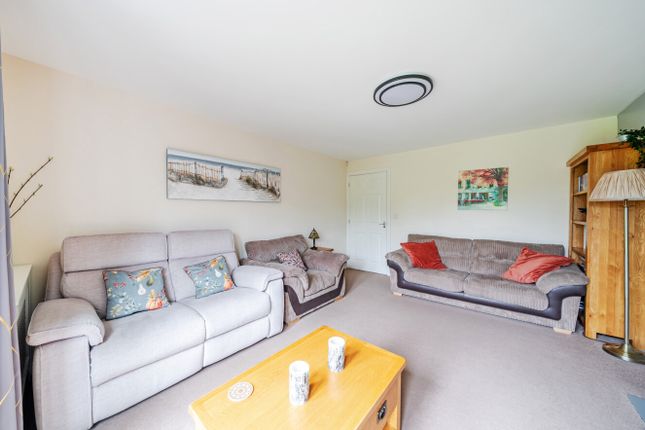 21, Harbin Close, Somerset photo 2