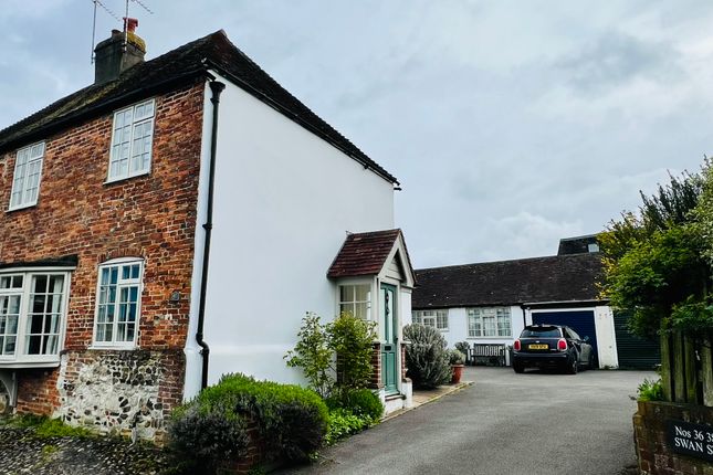 Thumbnail Cottage for sale in Swan Street, Petersfield, Hampshire