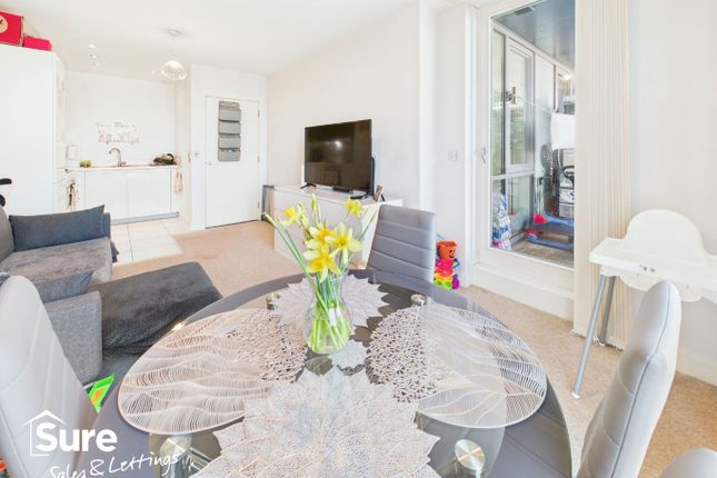 46 K D Tower, Cotterells, Hemel Hempstead photo 2