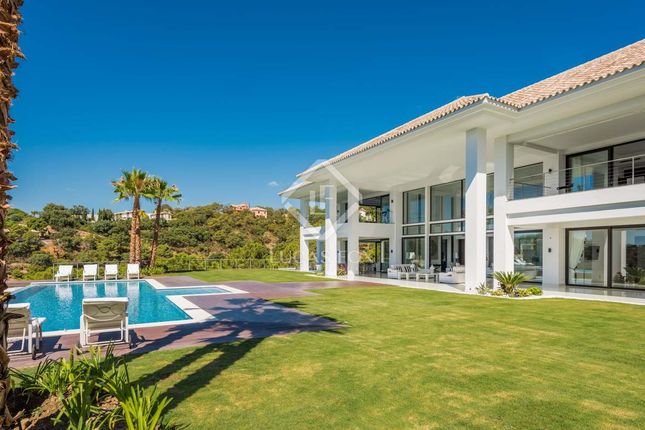Thumbnail Villa for sale in Spain, Costa Del Sol, Marbella, La Zagaleta, Zag16049