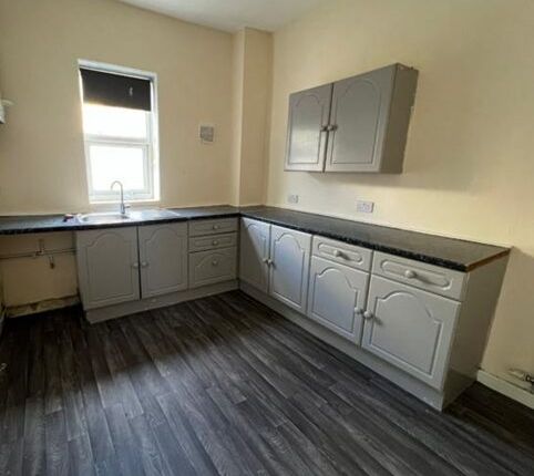 58, Westbourne Road, Prenton photo 3