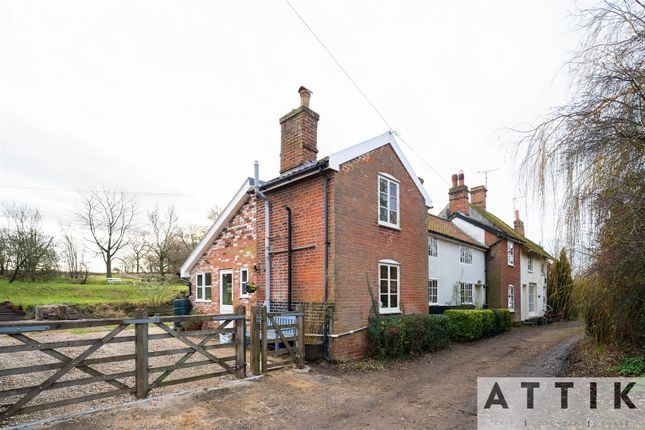 Cottage for sale in The Causeway, Peasenhall, Saxmundham