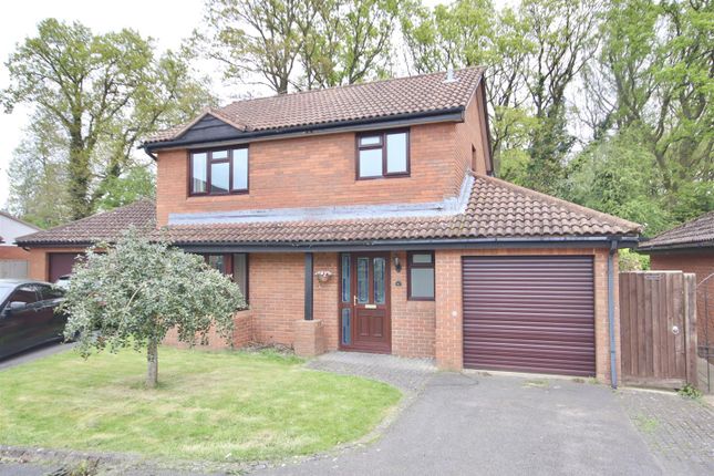 Detached house for sale in Cary Glen, Pewsham, Chippenham