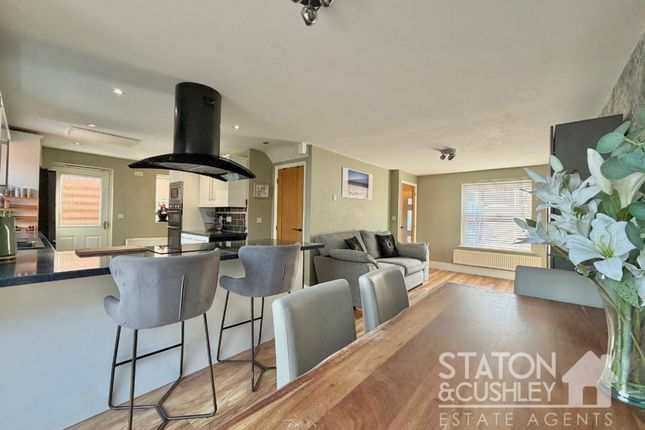 55 Foxglove Grove, Mansfield photo 4