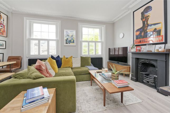 Flat to rent in Westbourne Grove, London, UK