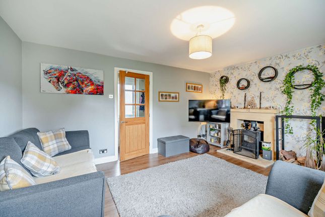 5, Mays Crescent, Cheltenham photo 4