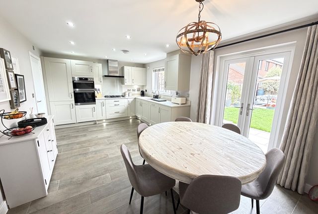 1, Crier Street Devon, Honiton photo 2