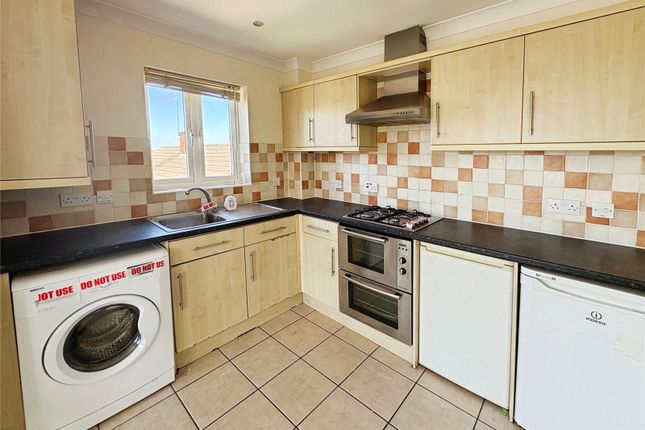 6 Carlton Court,, Nuneaton Road, Warwickshire photo 3