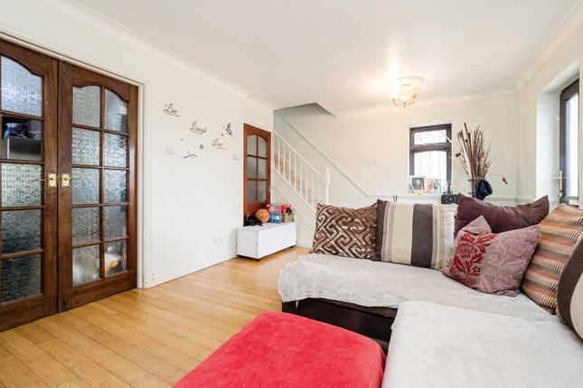 14, Boxmoor Road, Romford photo 4