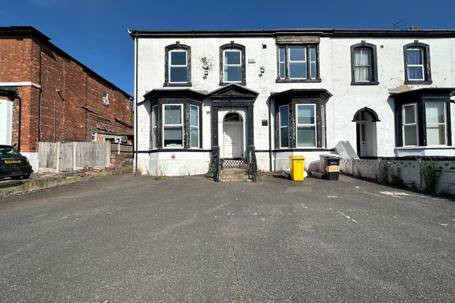 8 Bedroom House in PR9 0TU