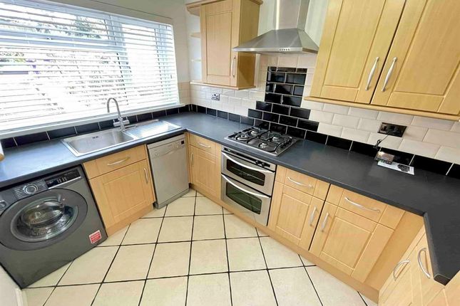 Thumbnail Semi-detached house to rent in Broadwater Dale, Letchworth Garden City