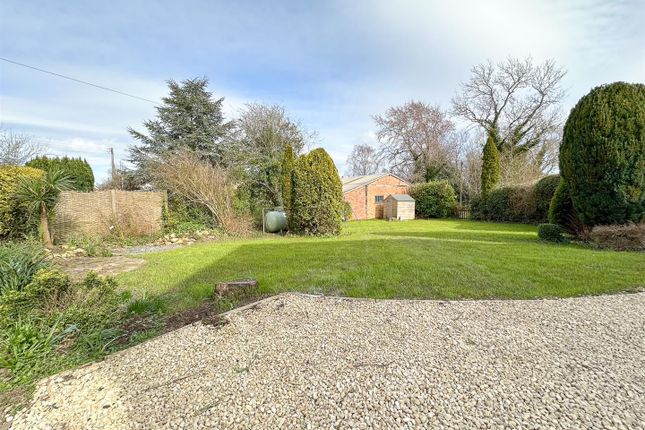 Property to rent in Hillend, Twyning, Tewkesbury
