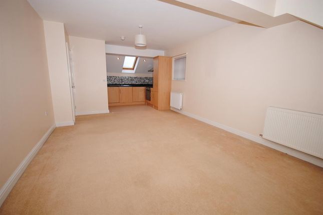 Flat 5, Holbrook House  Dark Lane, Chesterfield photo 2