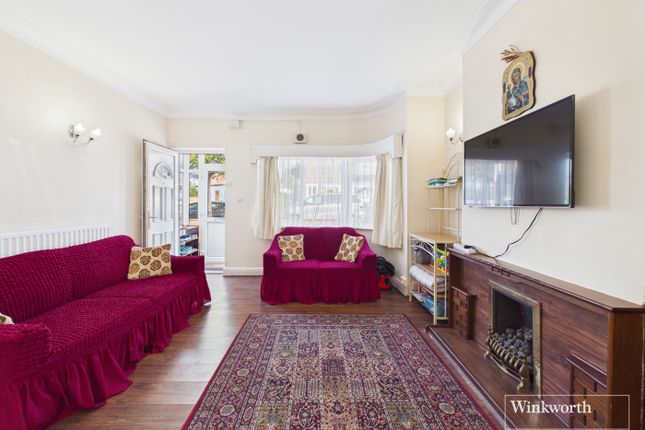 8, Blair Avenue, London photo 3