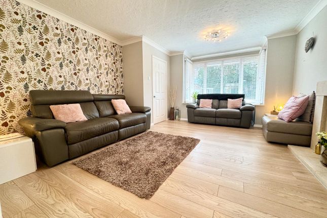 18, Bonnyrigg Close, Ingleby Barwick photo 3