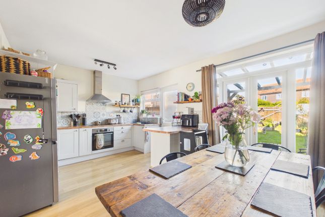 29 Station Road, Preston, East Riding of Yorkshire photo 4