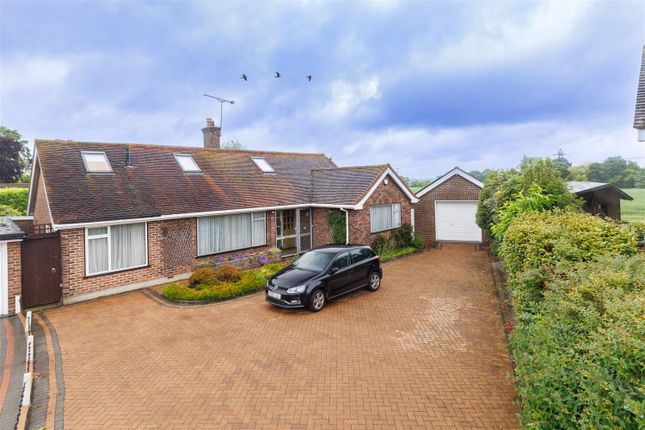 Thumbnail Detached bungalow for sale in Lynceley Grange, Epping