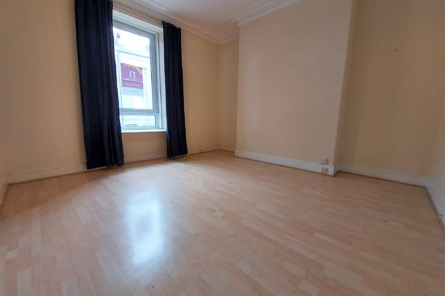 Thumbnail Flat to rent in Lamond Place, The City Centre, Aberdeen