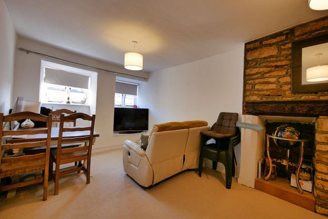 25A Church Street, Tetbury, Cirencester photo 3